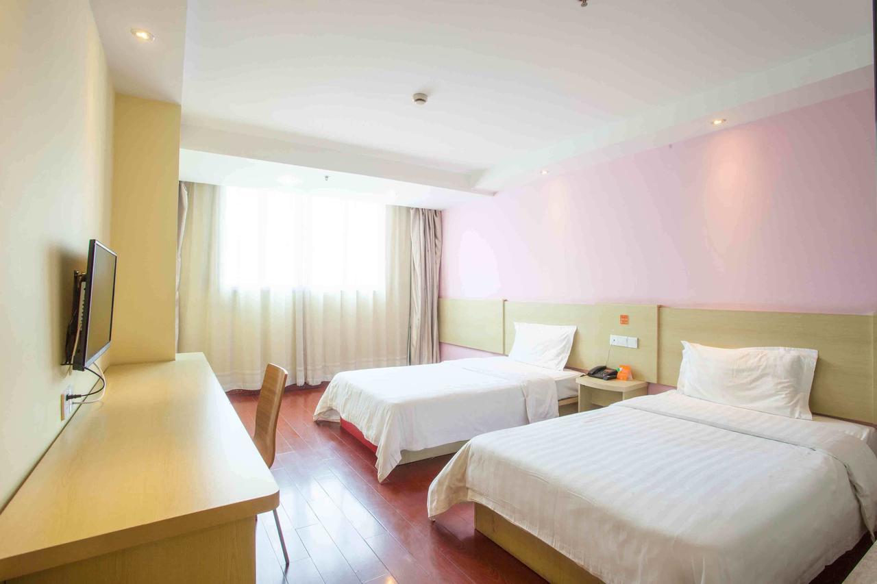 7Days Inn Wuhan Zhuankou Development Zone Jianghan University الغرفة الصورة