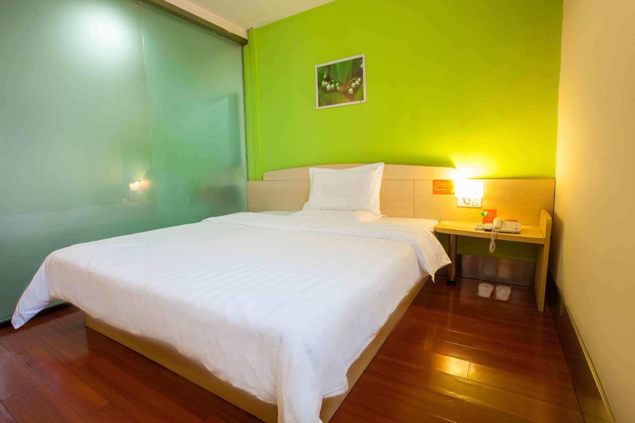 7Days Inn Wuhan Zhuankou Development Zone Jianghan University الغرفة الصورة