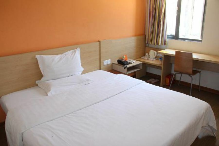 7Days Inn Wuhan Zhuankou Development Zone Jianghan University المظهر الخارجي الصورة