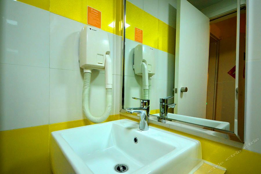 7Days Inn Wuhan Zhuankou Development Zone Jianghan University المظهر الخارجي الصورة